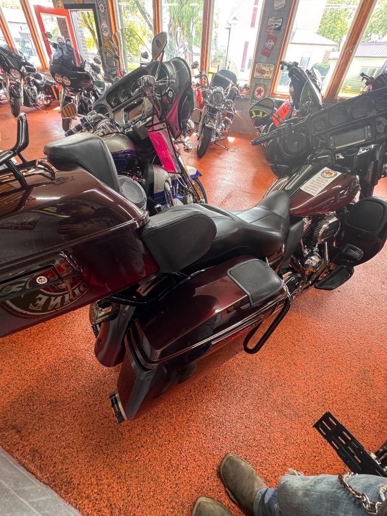 2018 Harley-davidson Cvo Limited - $14,949